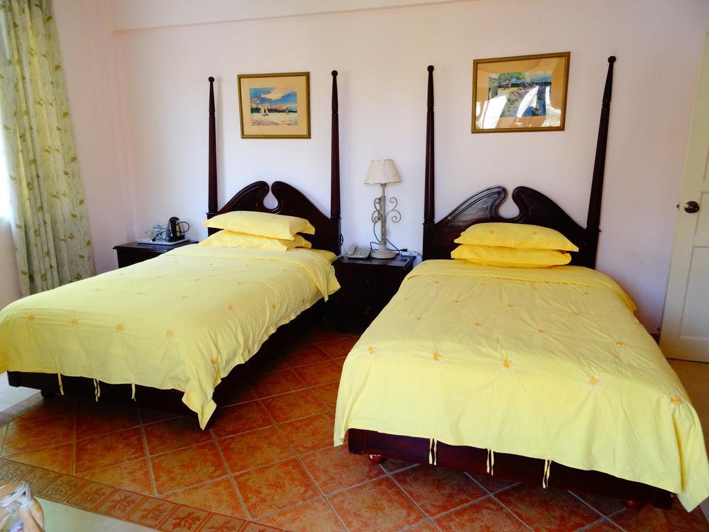 Venus Garden Hotel Szanja Kültér fotó